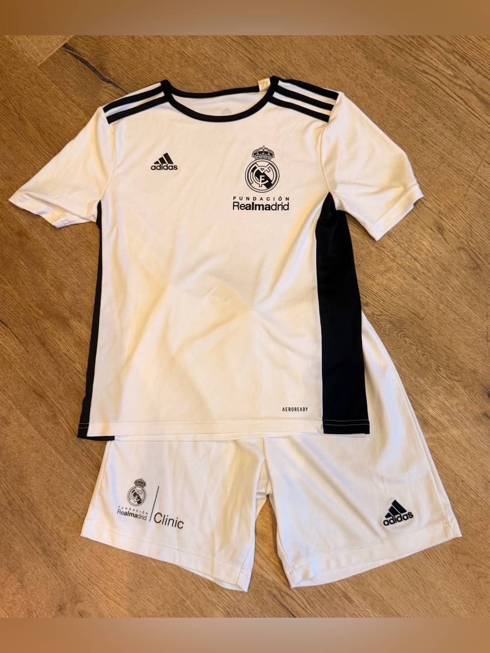 Adidas Kids Real Madrid White & Black Soccer Jersey Set
